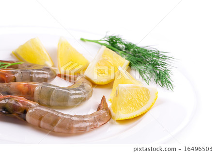 Raw shrimps. 16496503