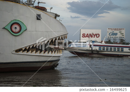 River boat restuarant on the Saigon River 16499625