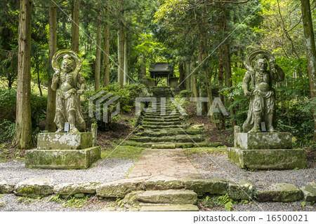大分縣Bokoji寺的Nioba雕象 16500021