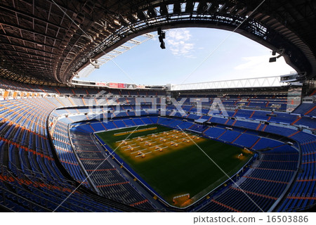 Santiago Bernabéu Santiago Bernabéu 16503886