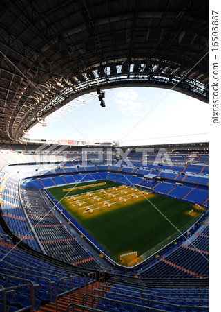 SantiagoBernabéu 16503887