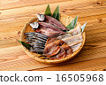 Dried fish 16505968