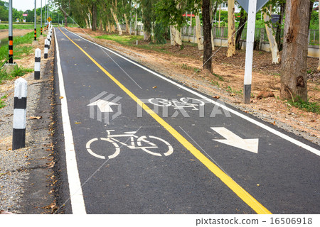 Bicycle road sign on asphalt. Bicycle road sign on asphalt. 16506918