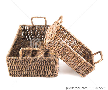 Two brown wicker baskets isolated 16507223