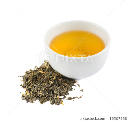 Ceramic bowl of tea isolated Ceramic bowl of tea isolated 16507268