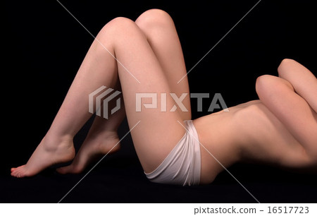 woman without clothes woman without clothes 16517723