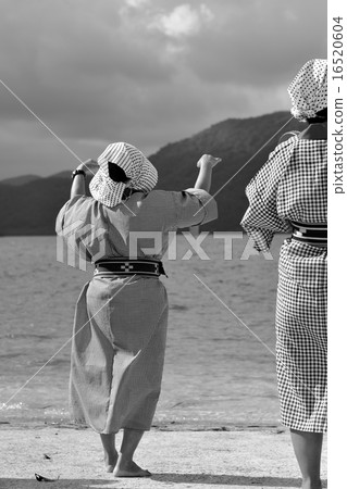 Sea God Festival 16520604