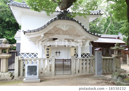 Osaka Sumiyoshi Shrine Library Osaka Sumiyoshi Shrine Library 16530132