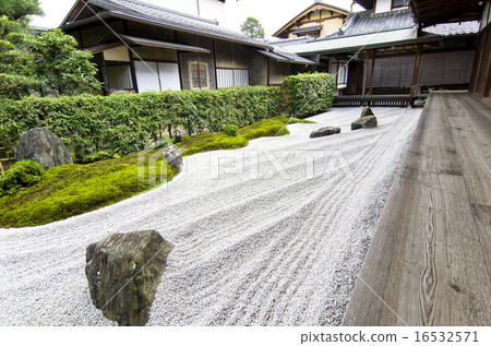 Ruinin-yan dormant garden Ruinin-yan dormant garden 16532571