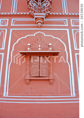 Window on pink wall in City palace, India Window on pink wall in City palace, India 16539030