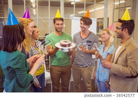 Business people celebrating a birthday 16542577