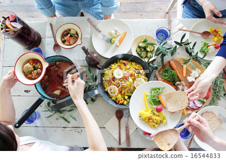 有機食品午餐家庭聚會 16544833