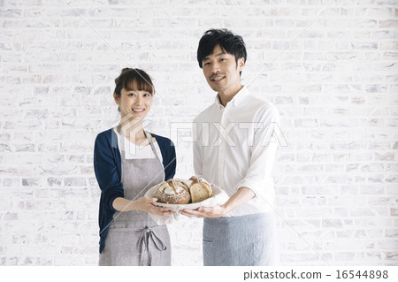 麵包店職員圖像男/女肖像 麵包店職員圖像男/女肖像 16544898
