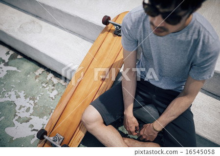 男性肖像，Skateboat 16545058