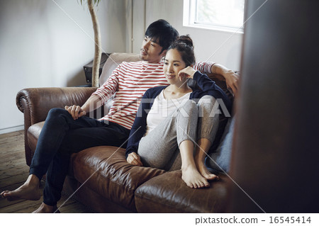 Cohabitation 16545414