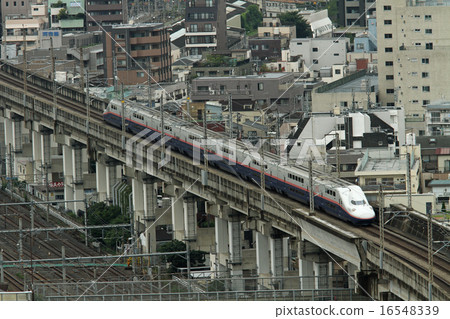 When E4 series Max When E4 series Max 16548339