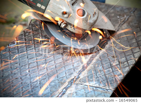 Metal grinding Metal grinding 16549065
