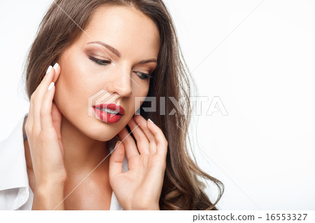 Beautiful young girl is thinking about future Beautiful young girl is thinking about future 16553327