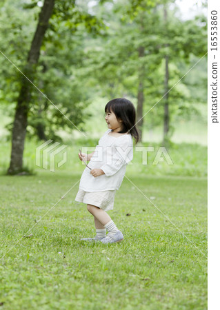 Girls and children 16553860