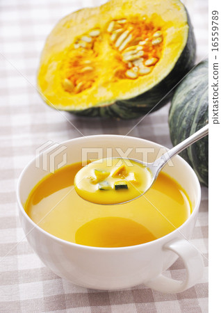 Pumpkin soup 16559789