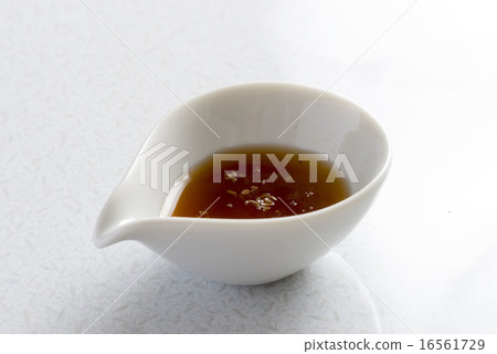 醬 醬 16561729