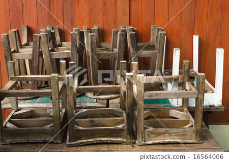 Old wood chair Old Chair 16564006