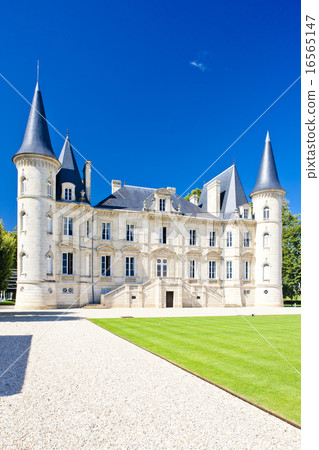 Chateau Pichon Longueville, Bordeaux, France Chateau Pichon Longueville, Bordeaux, France 16565147