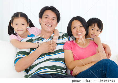 Asian family Asian family 16565753