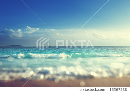 beach in sunset time, tilt shift soft effect 16567288