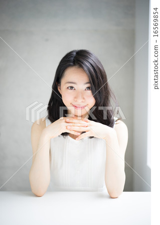 看著女人 看著女人 16569854
