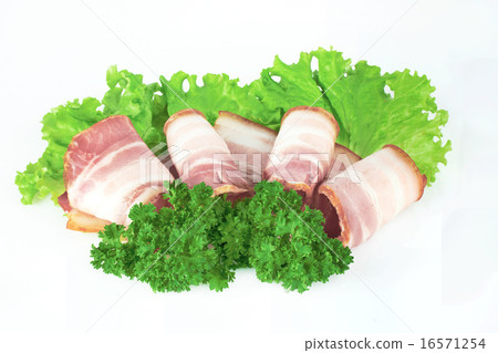 Tasty sliced bacon 16571254