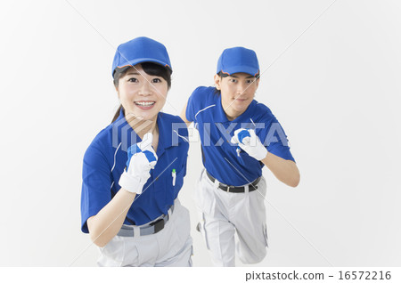 Courier image: Delivery staff running with a smile Courier image: Delivery staff running with a smile 16572216