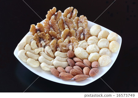 四種堅果 四種堅果 16573749