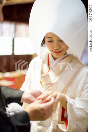 japanese clothes, sex, shrines and temples 16574265