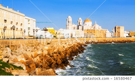 Sunny view of Cathedral and coast. Cadiz 16580467