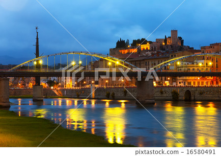 Evening view of Ebro river with bridge and Suda Castle in Tortos Evening view of Ebro river with bridge and Suda Castle in Tortos 16580491