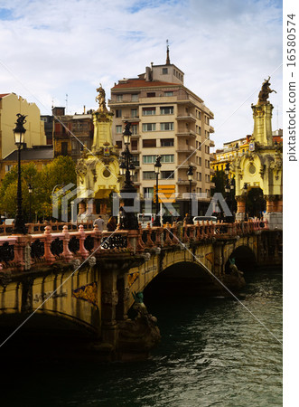 Maria Cristina bridge over Urumea. Sant Sebastian Maria Cristina bridge over Urumea. Sant Sebastian 16580574