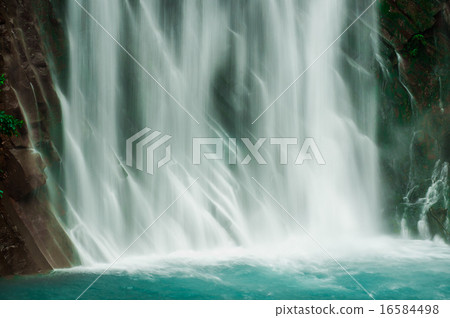 Maruo Falls Maruo Falls 16584498