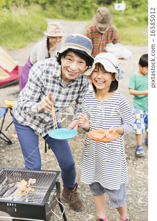 Outdoor family Outdoor family 16585012