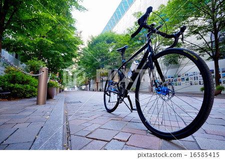 市中心 學校通勤 通勤上學 16585415