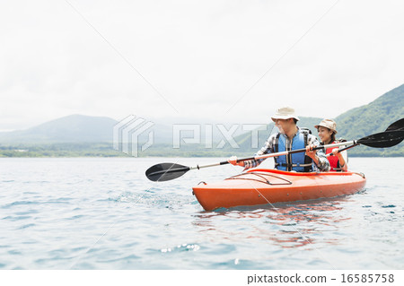 Outdoor family Outdoor family 16585758