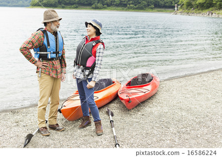 Outdoor family Outdoor family 16586224