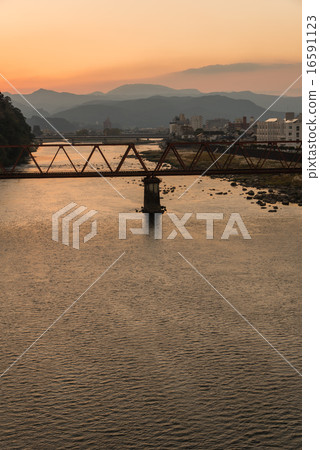 晚上盛大的球 16591123