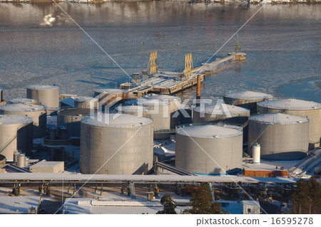 Oil Port Oil Port 16595278