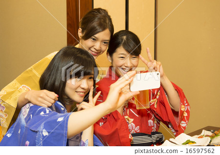 Women's journey Women's journey 16597562