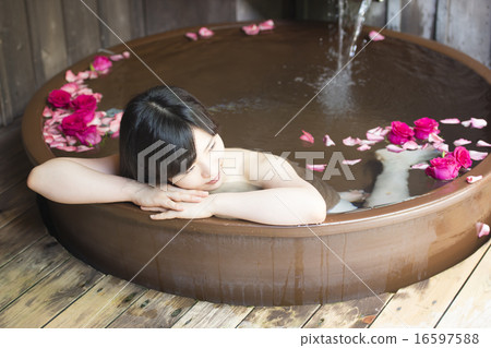 女人的旅程 女人的旅程 16597588