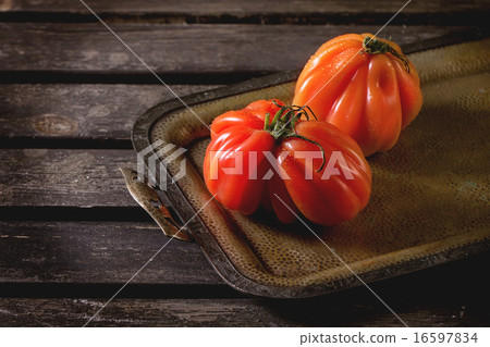 Big red tomatoes RAF Big red tomatoes RAF 16597834