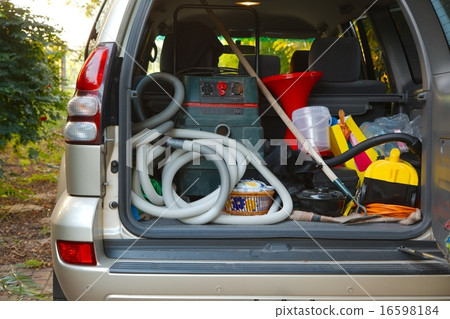 Trunk with stuff 16598184