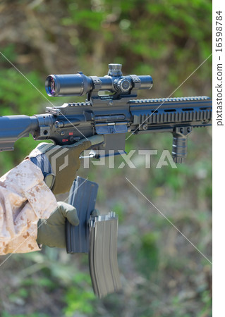 生存遊戲軍事形象 16598784