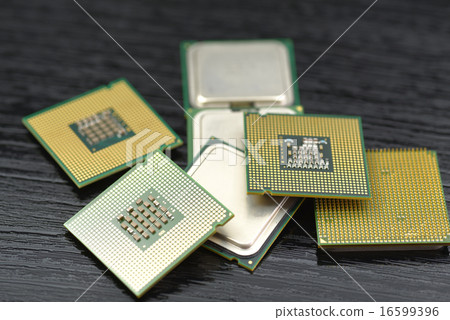 Microprocessor 16599396